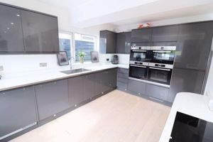 Photo 33- click for photo gallery